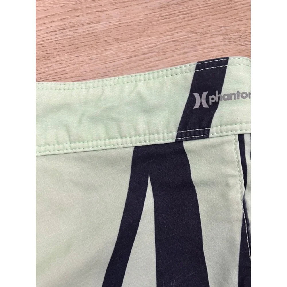 Hurley Board Shorts Green and Light Blue Men's Swim Trunks Pair Size 40 XL